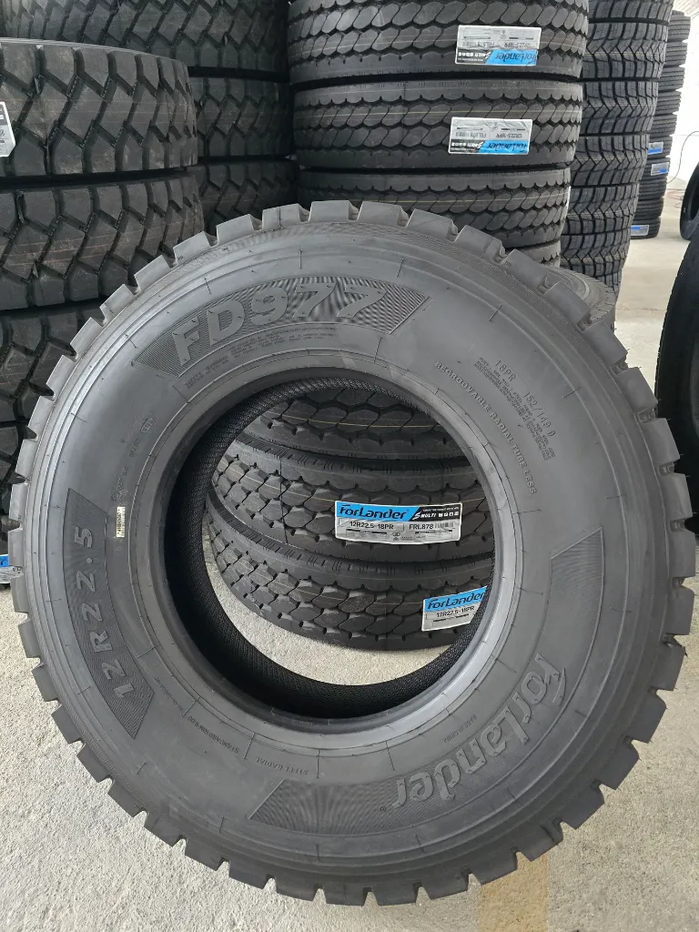 (3) 12R22.5 18PR FD977.webp