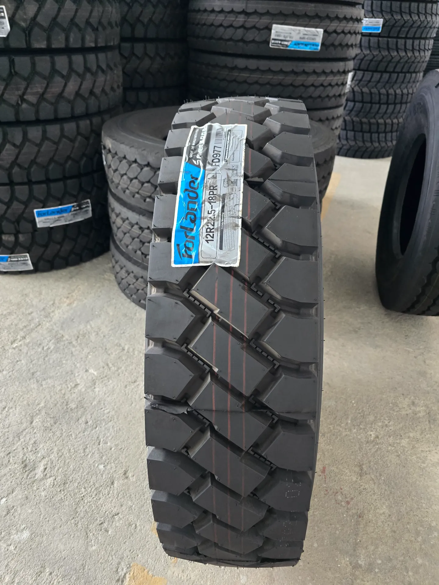 NEUMATICO 12R22.5 18PR FORLANDER FD977 POST MINERA (P. OSO)